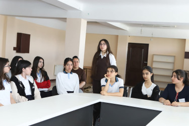 "İnsan Hüquqları Aylığı" çərçivəsində "Hüquqi savadlılıq hər bir gəncin gücüdür" mövzusunda tədbir keçirilib