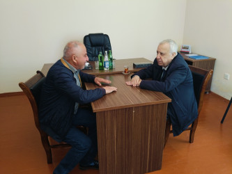 Qubadlı Rayon İcra Hakimiyyətinin  başçısı Hacıqabul rayonunda keçmiş  məcburi köçkünlərlə növbəti səyyar  qəbul keçirdi.