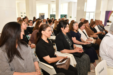 Sumqayıt Poeziya evində Lütviyyə Əsgərzadənin "Cəlal Bərgüşad" adlı monoqrafiyasının təqdimat mərasimi keçirilib