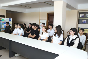 "İnsan Hüquqları Aylığı" çərçivəsində "Hüquqi savadlılıq hər bir gəncin gücüdür" mövzusunda tədbir keçirilib