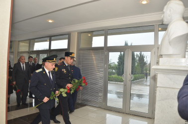 12 dekabr Ümummilli Lider Heydər Əliyevin anım günüdür