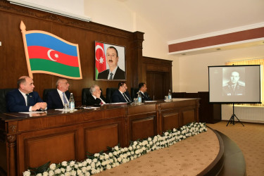 Qubadlı Rayon İcra Hakimiyyətinin inzibati binasında Ümummilli Lider Heydər Əliyevin anadan olmasının 103-cü ildönümünə həsr olunmuş tədbir keçiridi