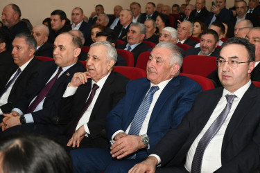 Həkim , Xeyriyyəçi, Şair mərhum  Seyid Mir Məhəmməd Mir Sədi  oğlunun 80 illik yubileyi qeyd olundu.