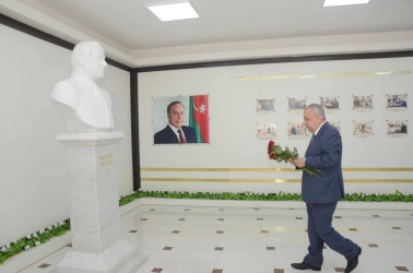 Ulu Öndər Heydər Əliyevin doğum günü münasibətilə iməcilik təşkil olundu, ağac və gül kolları əkildi