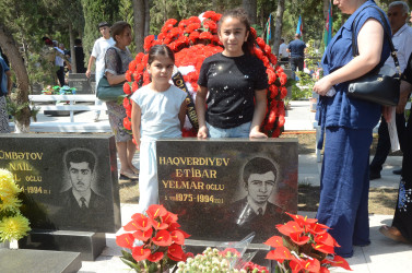 Şəhid Haqverdiyev Etibar Yelmar oğlunun doğum günüdür