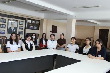 "İnsan Hüquqları Aylığı" çərçivəsində "Hüquqi savadlılıq hər bir gəncin gücüdür" mövzusunda tədbir keçirilib