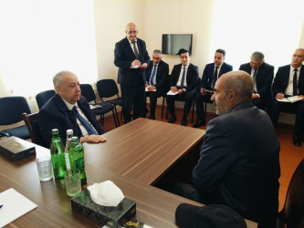 Qubadlı Rayon İcra Hakimiyyətinin  başçısı Hacıqabul rayonunda keçmiş  məcburi köçkünlərlə növbəti səyyar  qəbul keçirdi.