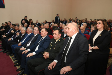 Həkim , Xeyriyyəçi, Şair mərhum  Seyid Mir Məhəmməd Mir Sədi  oğlunun 80 illik yubileyi qeyd olundu.