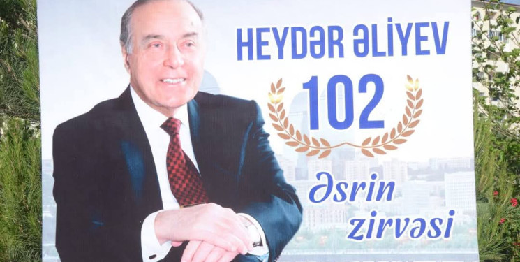 Ulu Öndər Heydər Əliyevin doğum günü münasibətilə iməcilik təşkil olundu, ağac və gül kolları əkildi